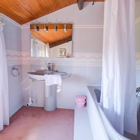 Bois Et Chiffons Famille Et Confort Holiday home