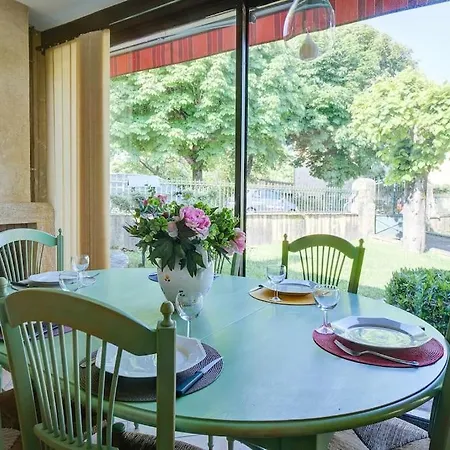 Bois Et Chiffons Famille Et Confort Holiday home *