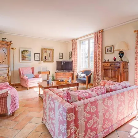 Bois Et Chiffons Famille Et Confort Holiday home
